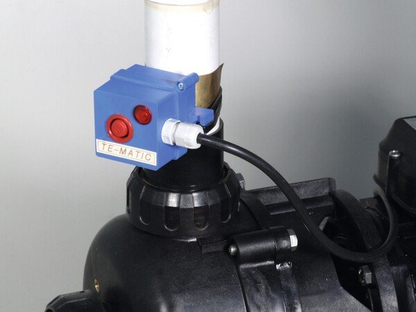 DSCF0636 Hi-temperature Cut Out Pump Protector Switch + 45°c